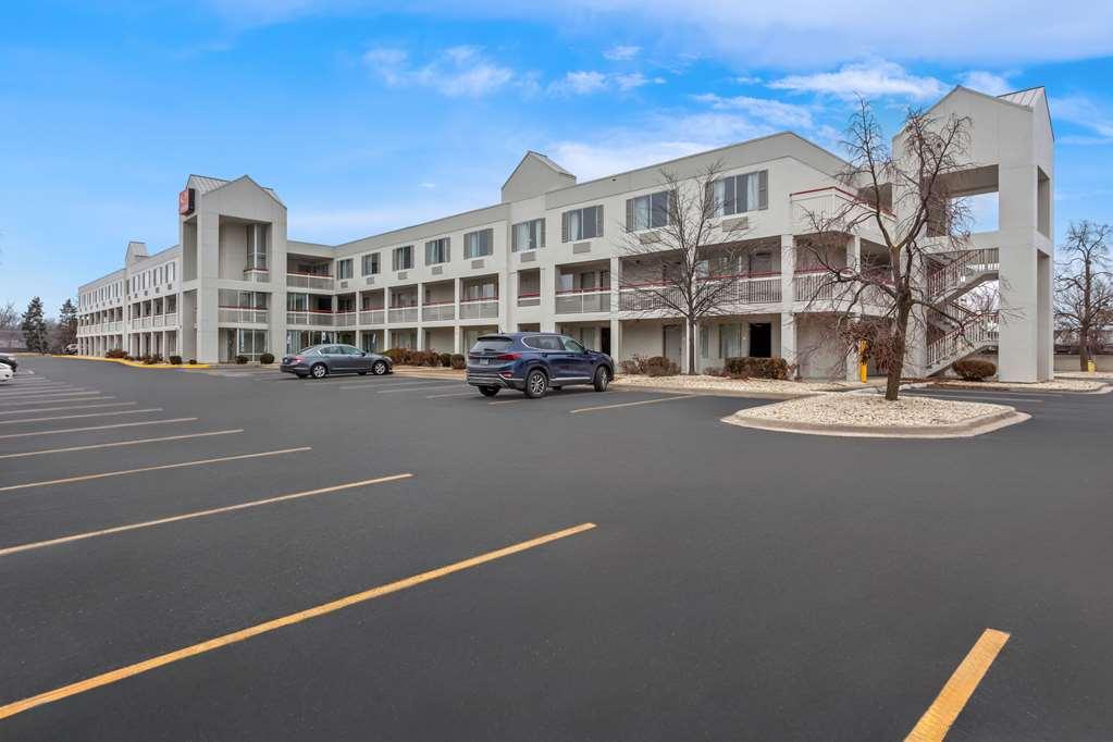 Econo Lodge Willowbrook Luaran gambar